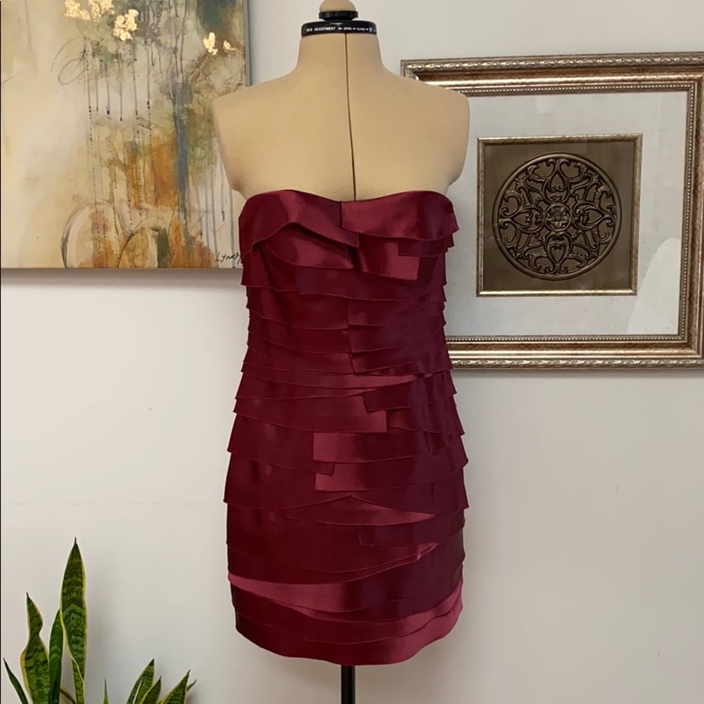 Charming strapless ribbon dress, Bebe NWOT, M